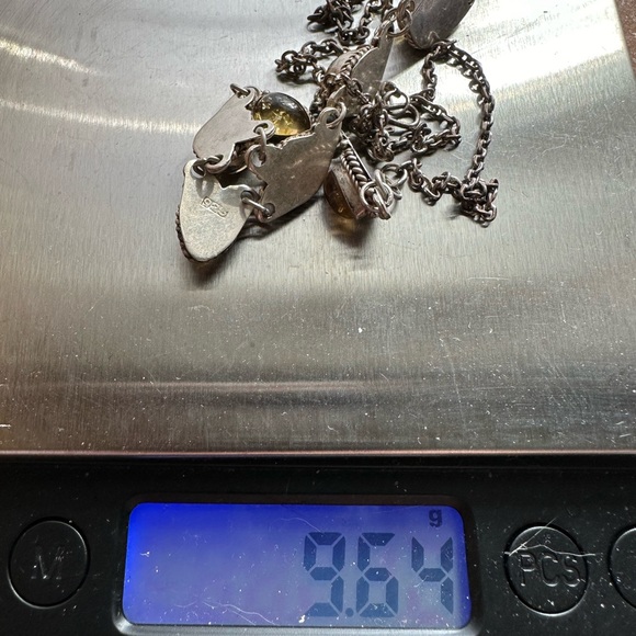 Vintage Baltic Amber and Sterling Silver V Shaped Link Necklace. Marked … - Picture 2 of 9